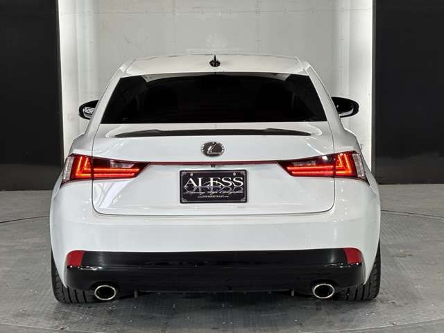 LEXUS IS250