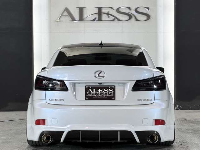 LEXUS IS250