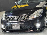 CROWN sedan