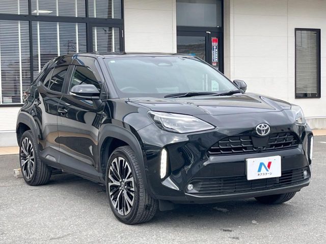 YARIS CROSS HYBRID