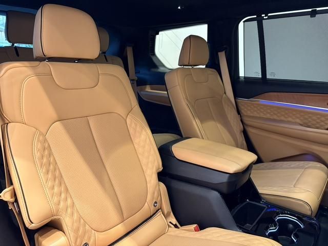 JEEP GRAND CHEROKEE L