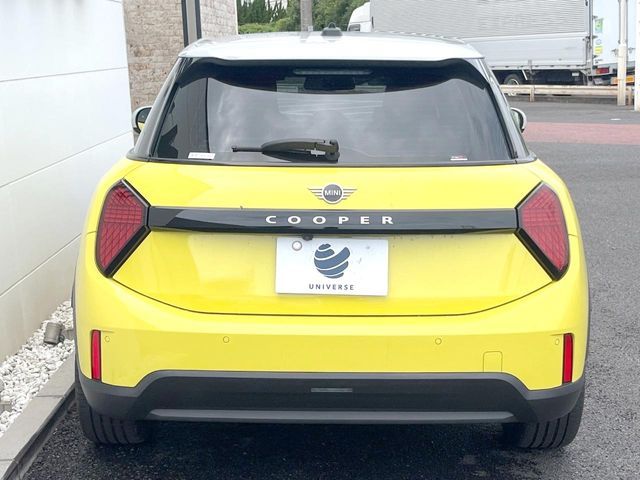 MINI COOPER 5DOOR