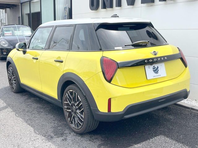 MINI COOPER 5DOOR