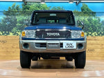 LANDCRUISER van