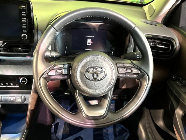 YARIS CROSS HYBRID