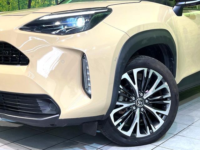 YARIS CROSS HYBRID