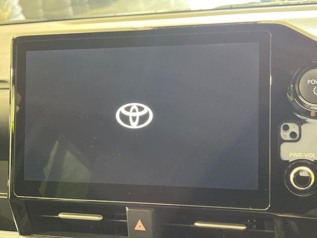 VOXY HYBRID 4WD