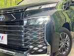 VOXY HYBRID 4WD
