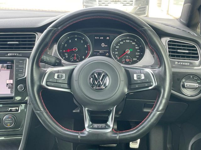 VOLKSWAGEN GOLF GTI