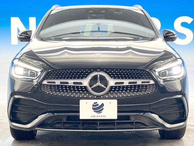 MERCEDES BENZ GLA class