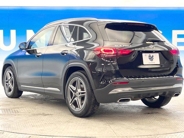 MERCEDES BENZ GLA class