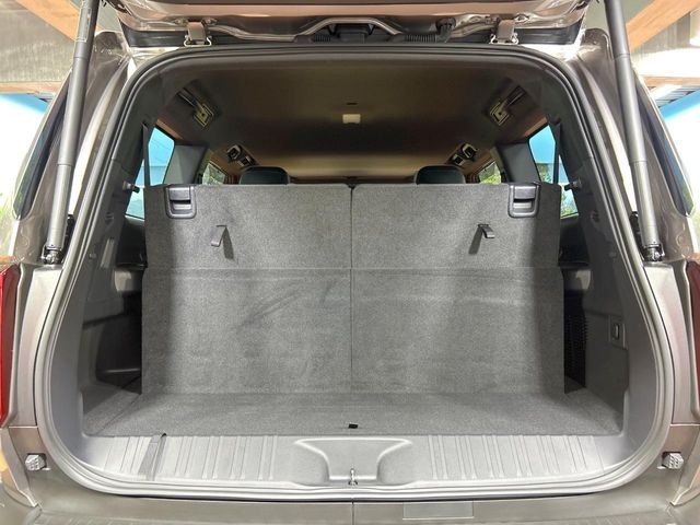 LANDCRUISER 250