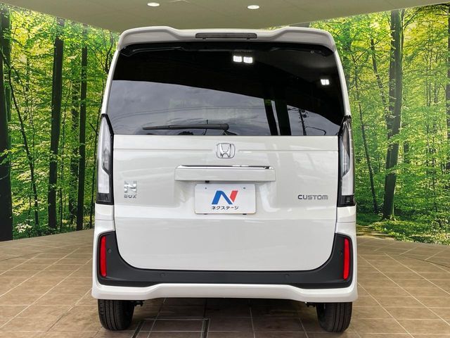 N BOX CUSTOM