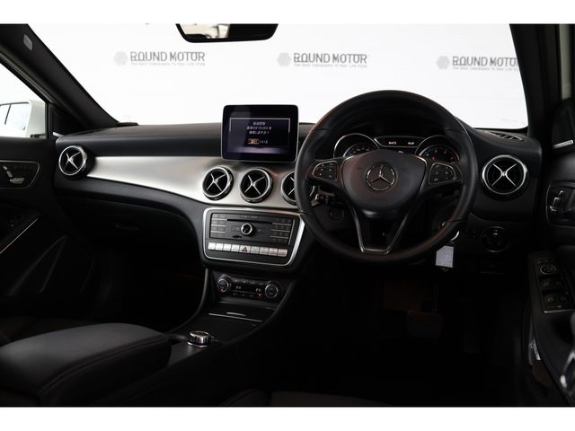 MERCEDES BENZ GLA class