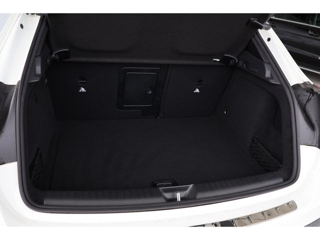 MERCEDES BENZ GLA class