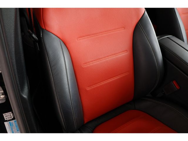 MERCEDES BENZ GLB