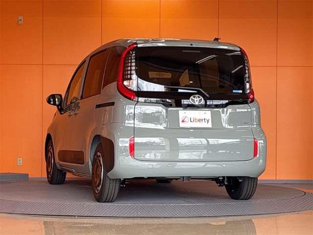 SIENTA HYBRID