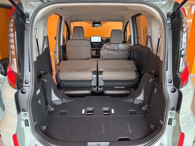 SIENTA HYBRID