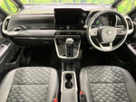VOXY HYBRID 4WD
