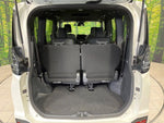 VOXY HYBRID 4WD