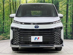 VOXY HYBRID 4WD