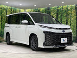 VOXY HYBRID 4WD