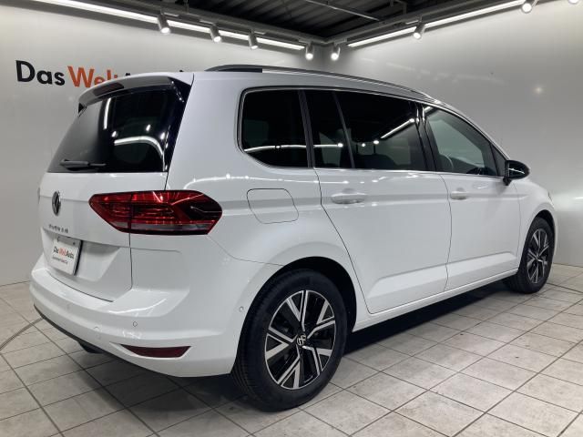 VOLKSWAGEN GOLF TOURAN