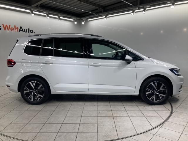 VOLKSWAGEN GOLF TOURAN