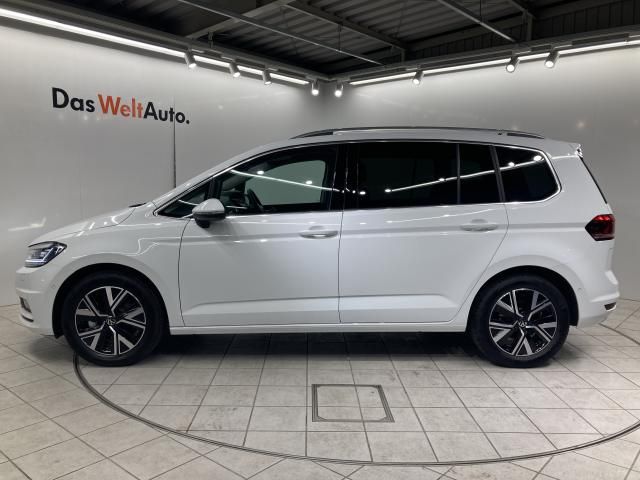 VOLKSWAGEN GOLF TOURAN