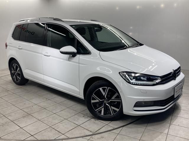 VOLKSWAGEN GOLF TOURAN