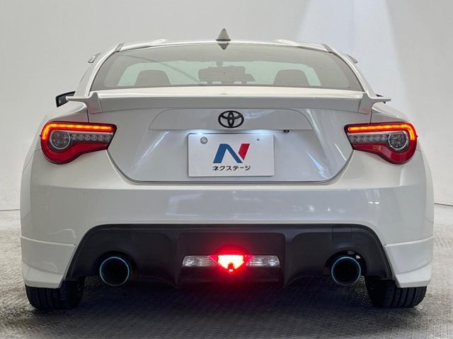 86