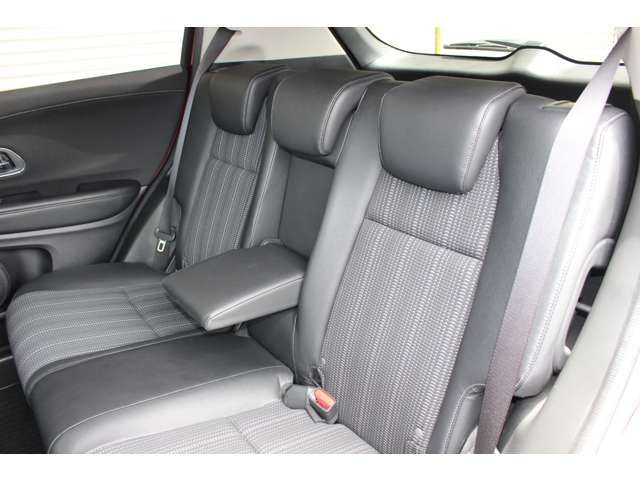 VEZEL HYBRID 4WD
