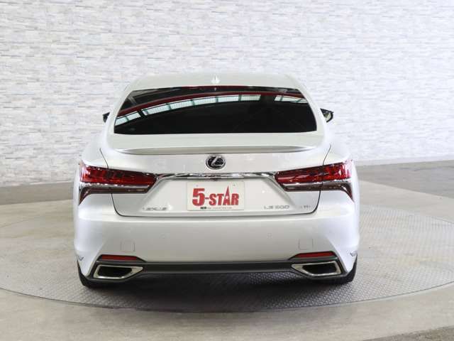 LEXUS LS500 4WD
