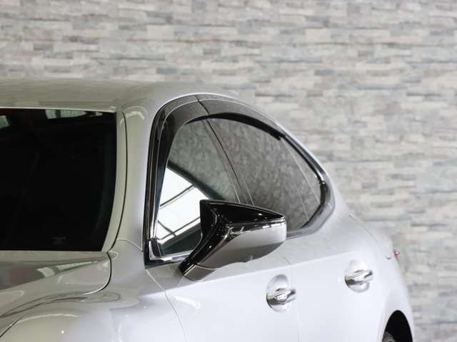LEXUS LS500 4WD