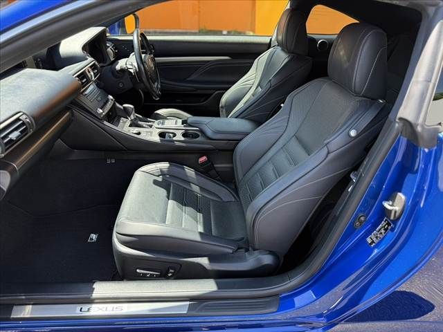 LEXUS RC200t