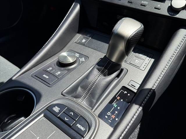 LEXUS RC200t
