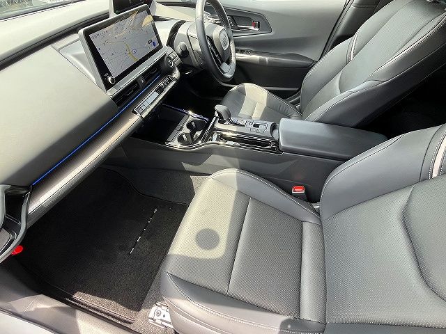 PRIUS 4WD