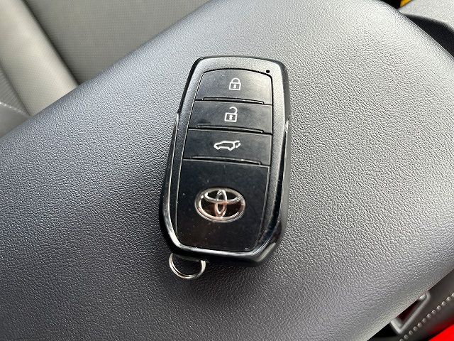 PRIUS 4WD
