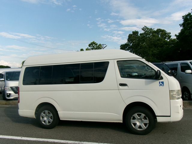 HIACE van 4WD