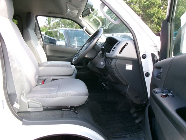 HIACE van 4WD