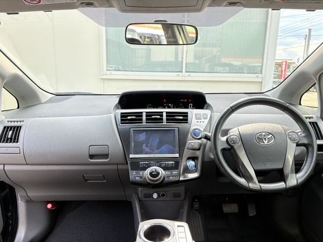 PRIUS Alpha
