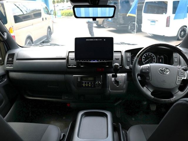 HIACE van 2WD