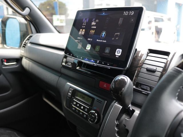 HIACE van 2WD
