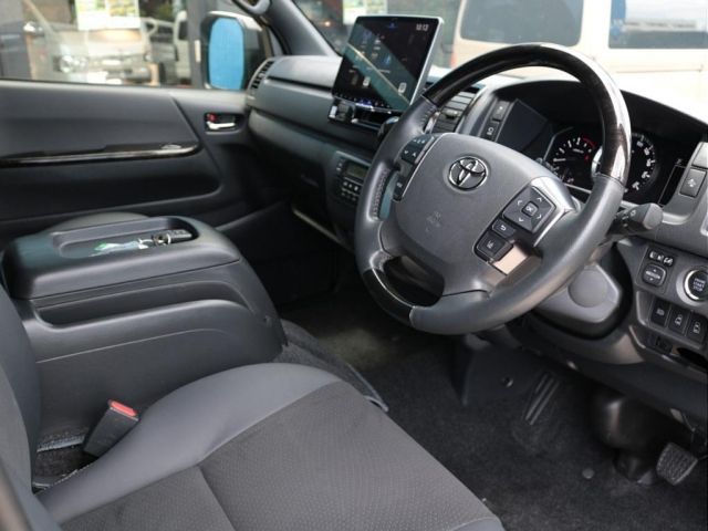 HIACE van 2WD