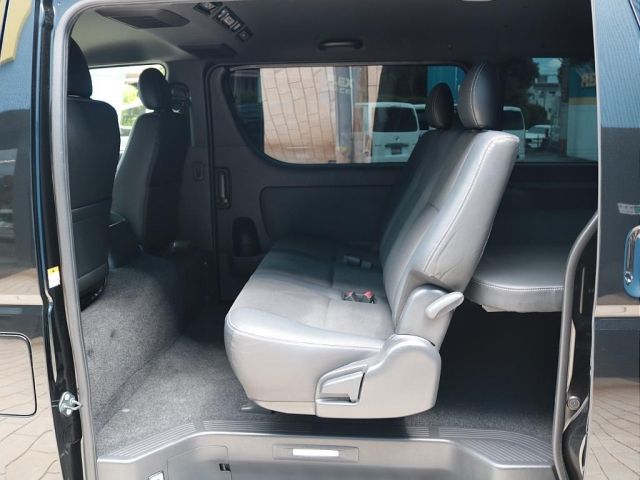 HIACE van 2WD