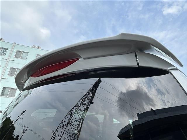 FREED HYBRID 4WD
