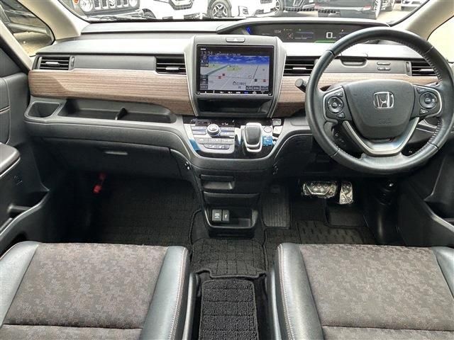 FREED HYBRID 4WD