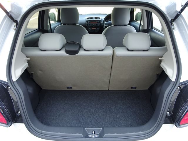 MIRAGE hatchback