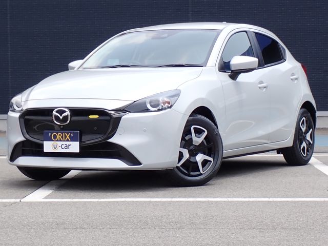 MAZDA2