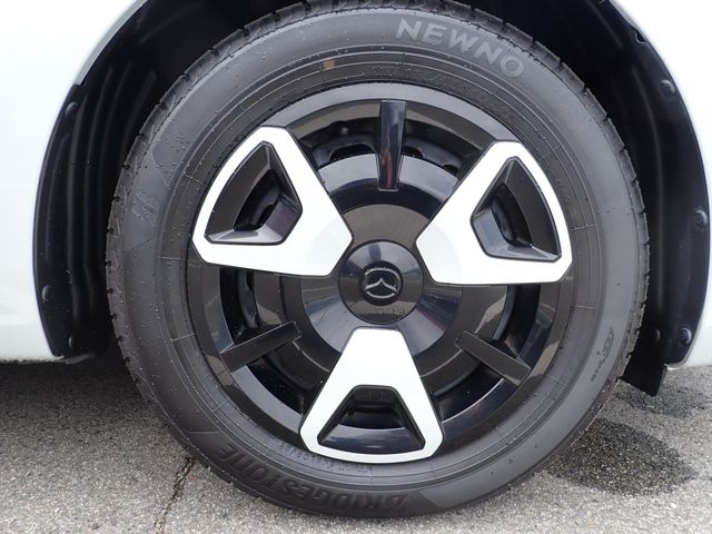 MAZDA2